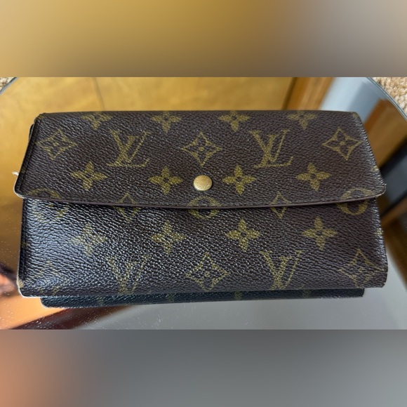 Louis Vuitton Porte Tresor International Long Trifold Wallet - Picture 10 of 12